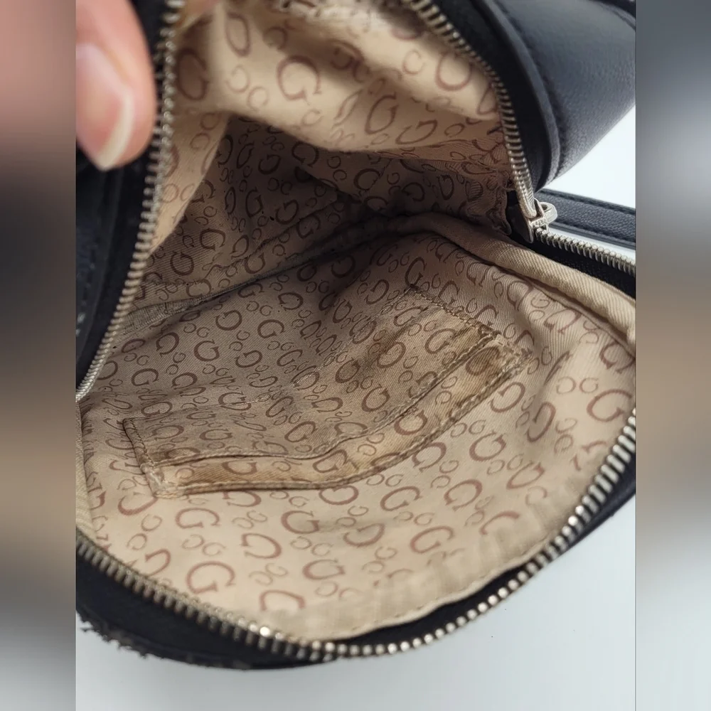 Guess Crossbody Shoulder Handbag​​​